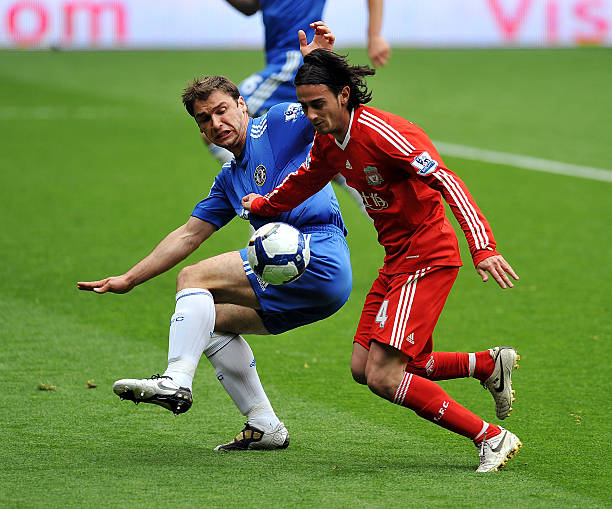 轻人勇敢逐 轻人勇敢逐